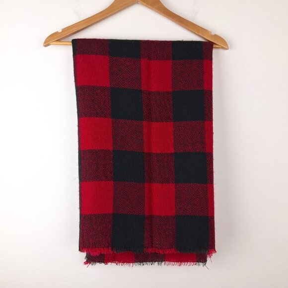 Large Heritage Print Buffalo Plaid Wrap. Red Black Blanket Scarf Size 44 x 84 - Picture 5 of 9